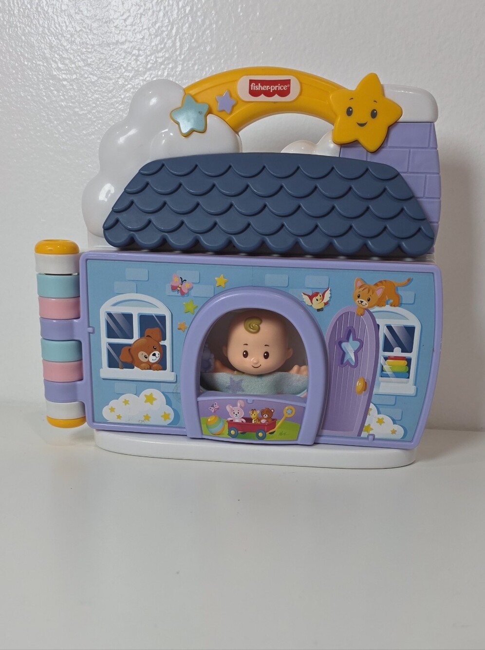 Little People Baby’s Day Storybook Playset with 1 Baby Figure